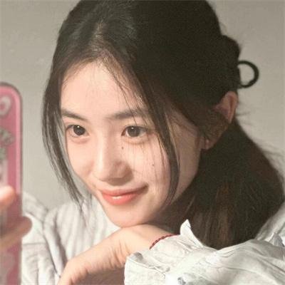 我的妈咪不是人 封面